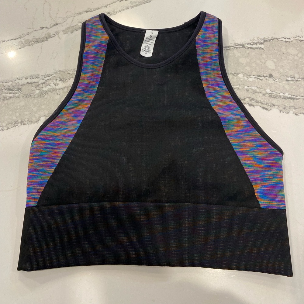 Lululemon padded bra  perfect condition